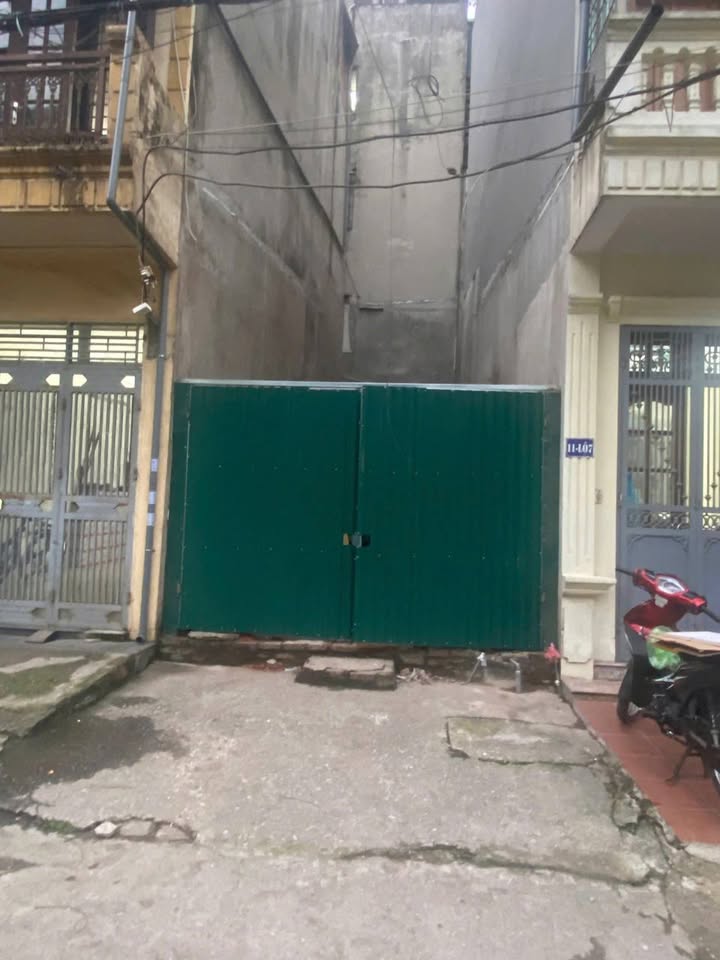 Bán đất Đền Lừ 40m² - Sổ đỏ chính chủ, ô tô tránh