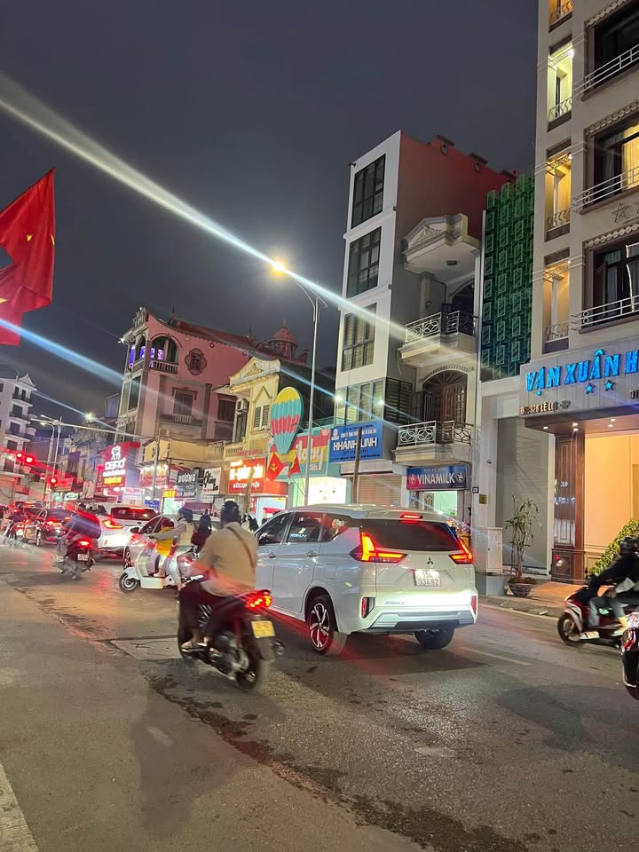 Nhà 3 Tầng 25m² Lê Lợi, HP - 4PN, Oto Vào Nhà, Full Đồ, Giá 2.45 Tỷ