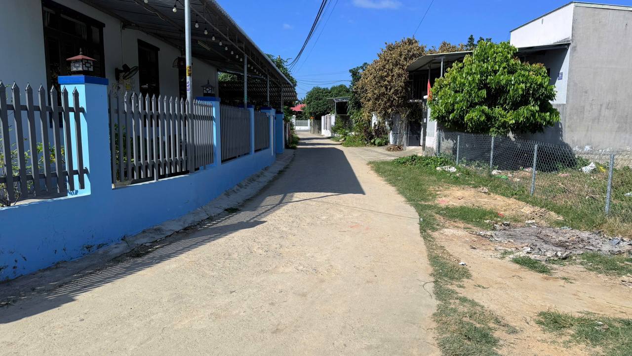 Đất nền Diên Lạc 400m² giá 3.4 tỷ - Sổ đỏ chính chủ!