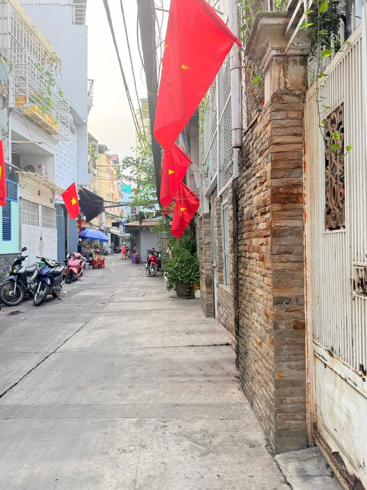 Nhà riêng Bình Thạnh 55m² - Hẻm xe hơi, Dòng tiền ổn định 26 triệu!