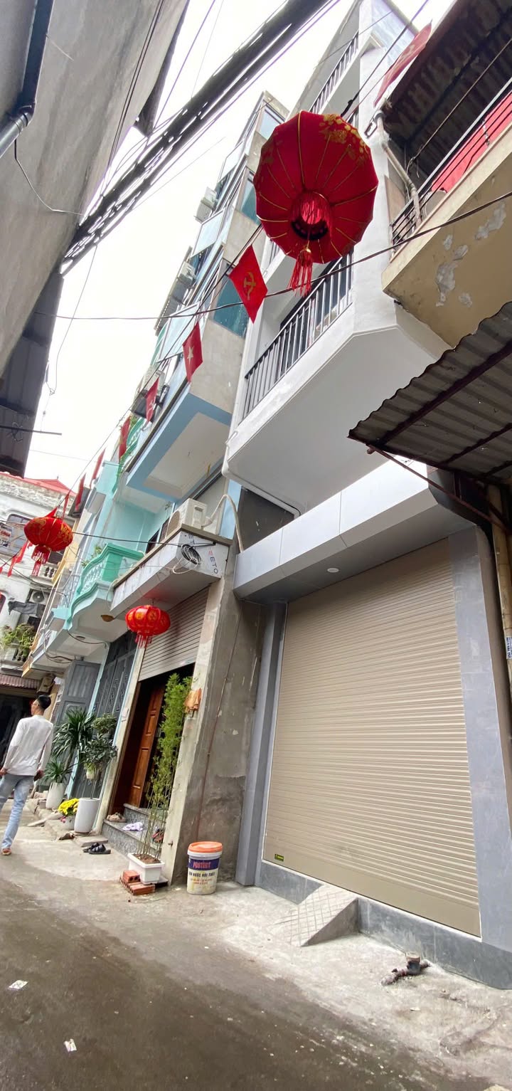 Cho thuê nhà riêng 4 tầng Yên Xá, Thanh Trì - Ô tô vào tận nhà, 3PN khép kín