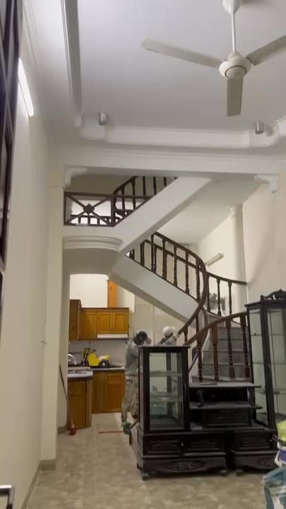 Nhà riêng Ngõ Hoà Bình 4, Minh Khai 40m² - Ô tô đỗ cách 1 nhà!