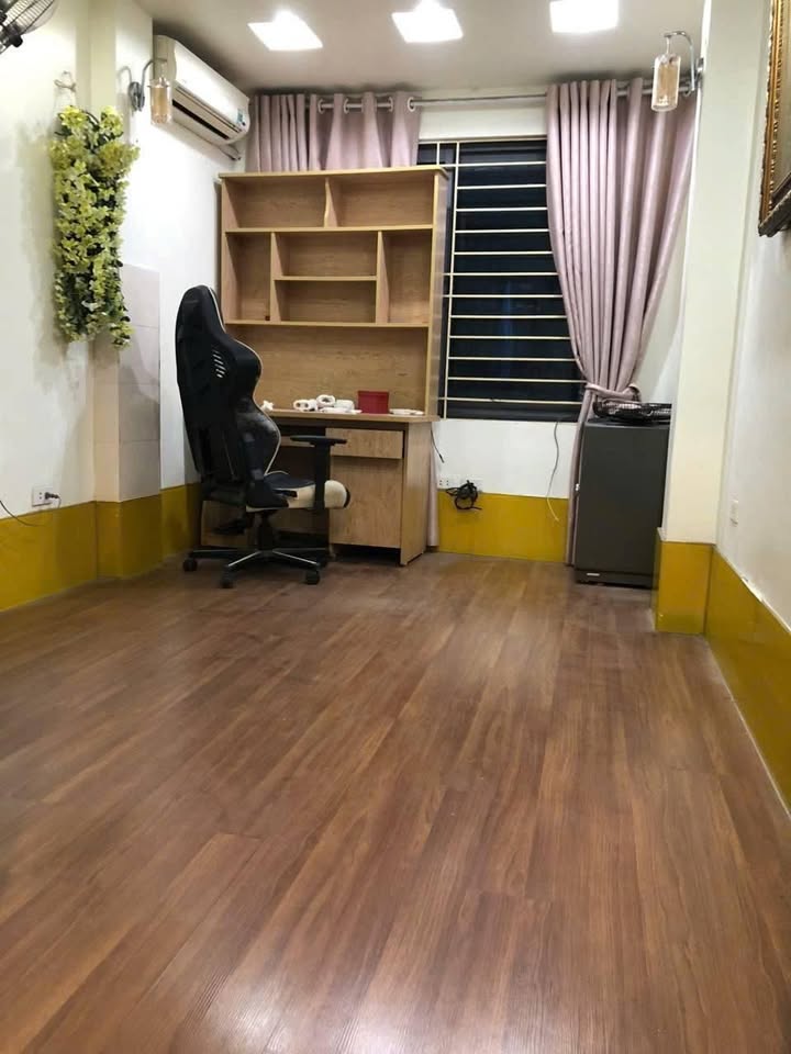 Nhà 5 Tầng Kinh Doanh Nguyễn Thái Học, Ba Đình - 80m² Giá 8 Triệu