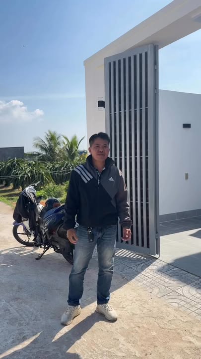 Nhà riêng Phường Bình Thuận 100m² - Giá 1.58 tỷ, thiết kế hiện đại!