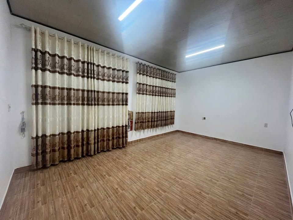 Nhà Nguyên Căn Mặt Tiền An Sơn P4 Đà Lạt - 90m² Sẵn Ở