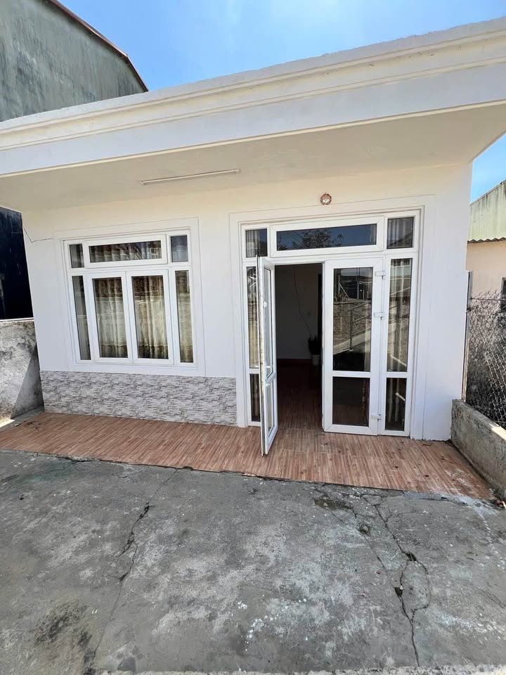 Nhà nguyên căn Đà Lạt 75m² - Ô tô đỗ cửa, giá chỉ 6 triệu!