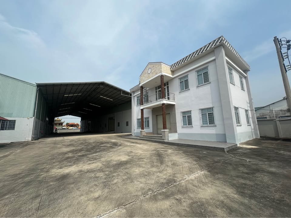 Kho xưởng Thành Phát Đức Hòa 7670m² 170 triệu - Hoạt động ngay