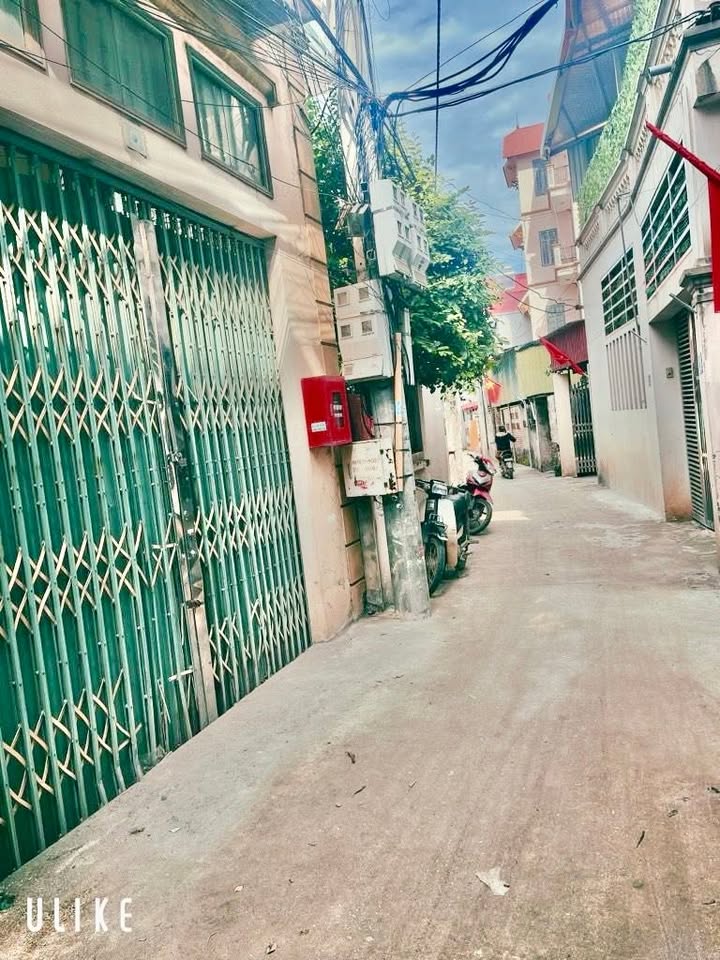 Bán đất tặng nhà 2 tầng 70m² Tây Tựu, Bắc Từ Liêm - Sổ đỏ chính chủ, gần ĐH Công Nghiệp