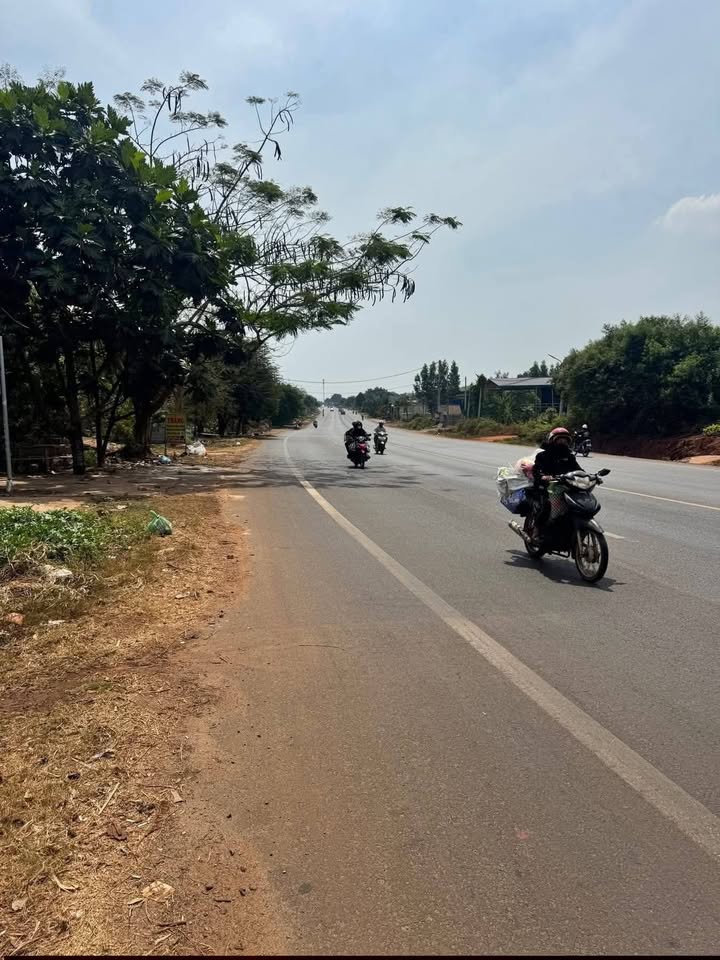 Đất nền Quốc lộ 13 Bình Long 200m² giá 1.35 tỷ - Sổ đỏ chính chủ