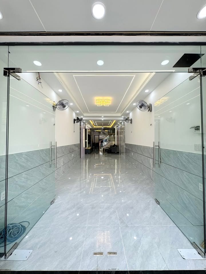 Nhà Phố Tỉnh Lộ 10 Q3 - 81m² - Mặt tiền kinh doanh đắc địa