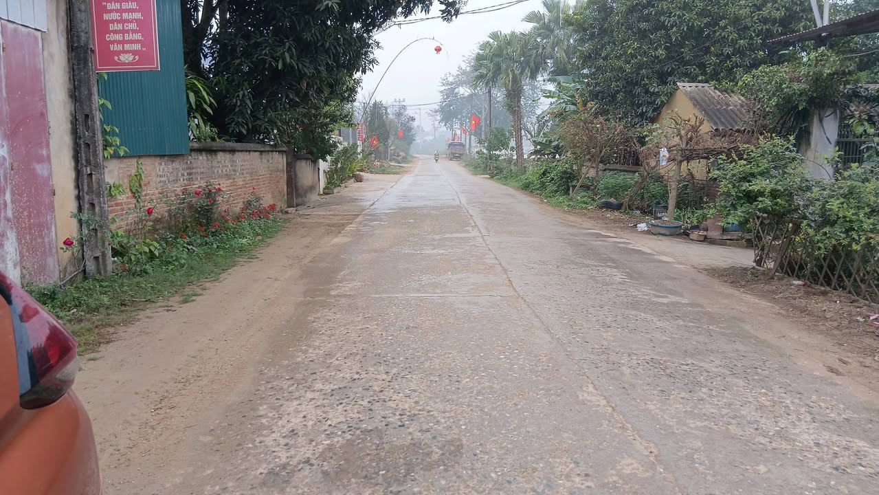 Đất nền Phú Thọ - 230m² thổ cư, sổ đỏ, hơn 1 tỷ - Tiềm năng đầu tư sinh lời