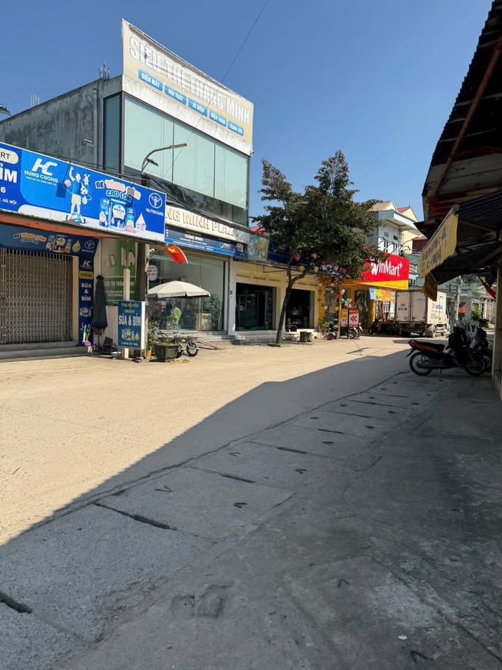 Nhà Riêng Đường Lâm, Sơn Tây 81m² - Chính chủ bán, ô tô vào tận nhà!