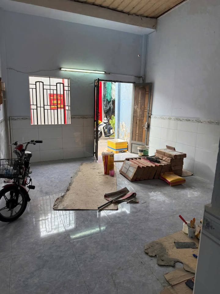 Thuê nhà nguyên căn Phú Định Q8 64m² giá 6 triệu - Sẵn sàng ở ngay!