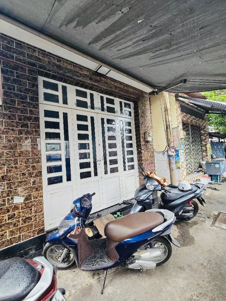 Nhà riêng Lê Đình Cẩn Bình Tân 129m² – Sổ hồng sẵn, ô tô vào tận nơi!