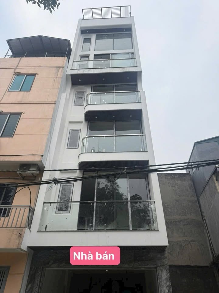 Nhà 7 Tầng Thang Máy Thạch Bàn 50m² - Sẵn Sàng Đón Tết