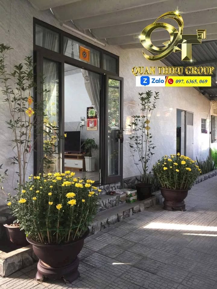 Nhà nguyên căn Kiệt Hoàng Quốc Việt, Huế - 4 triệu - Ô tô vào nhà