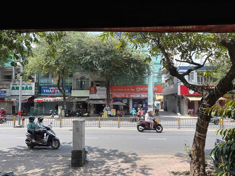 Mặt Bằng KD Minh Phụng, Q.11 42m² - Mặt Tiền Kinh Doanh!