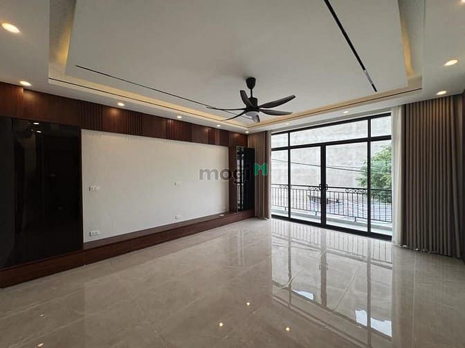 Bán nhà 75m² Hoài Đức - Thang máy, Ô tô tránh, Kinh doanh tốt