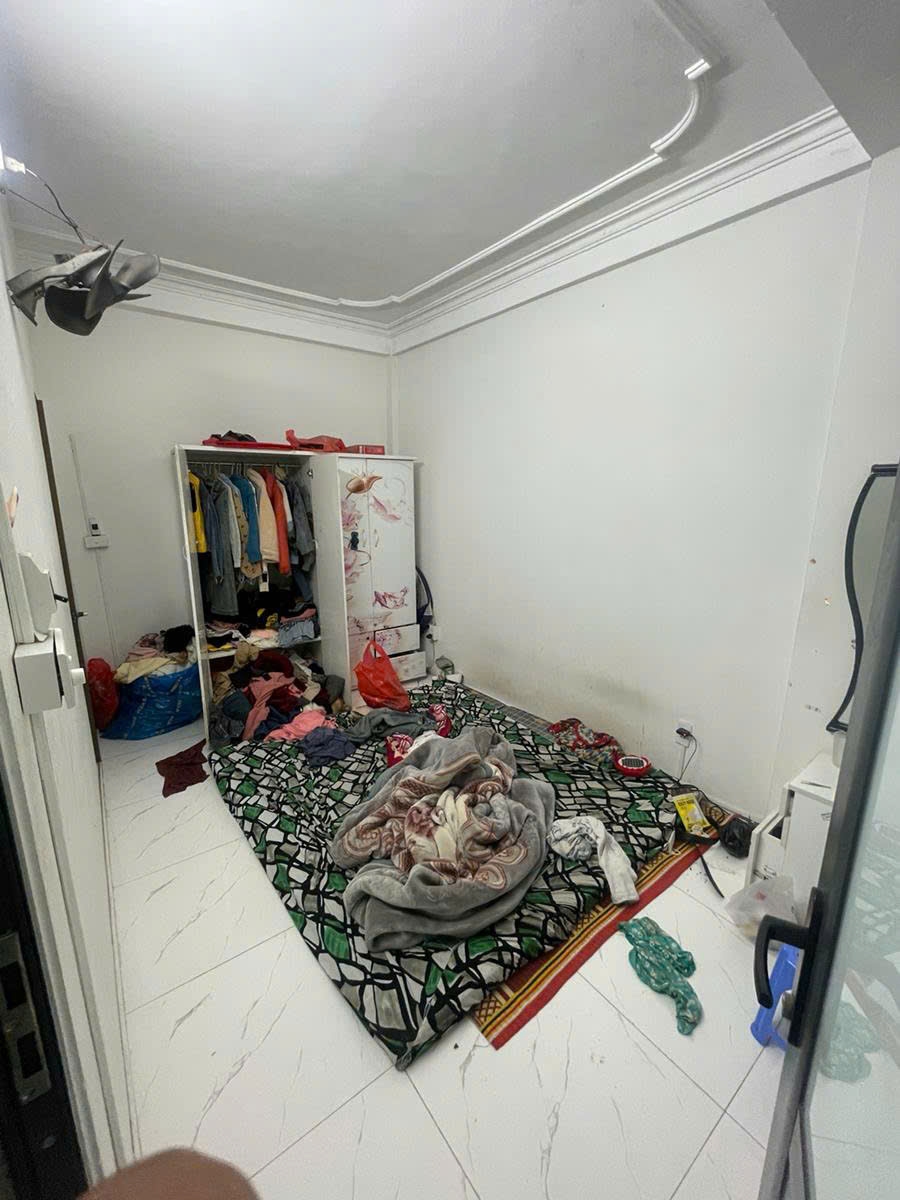 Nhà 20m² Nguyễn Khiết, Hoàn Kiếm - 3.8 Tỷ, Ô tô sát nhà, Gần Hồ Gươm