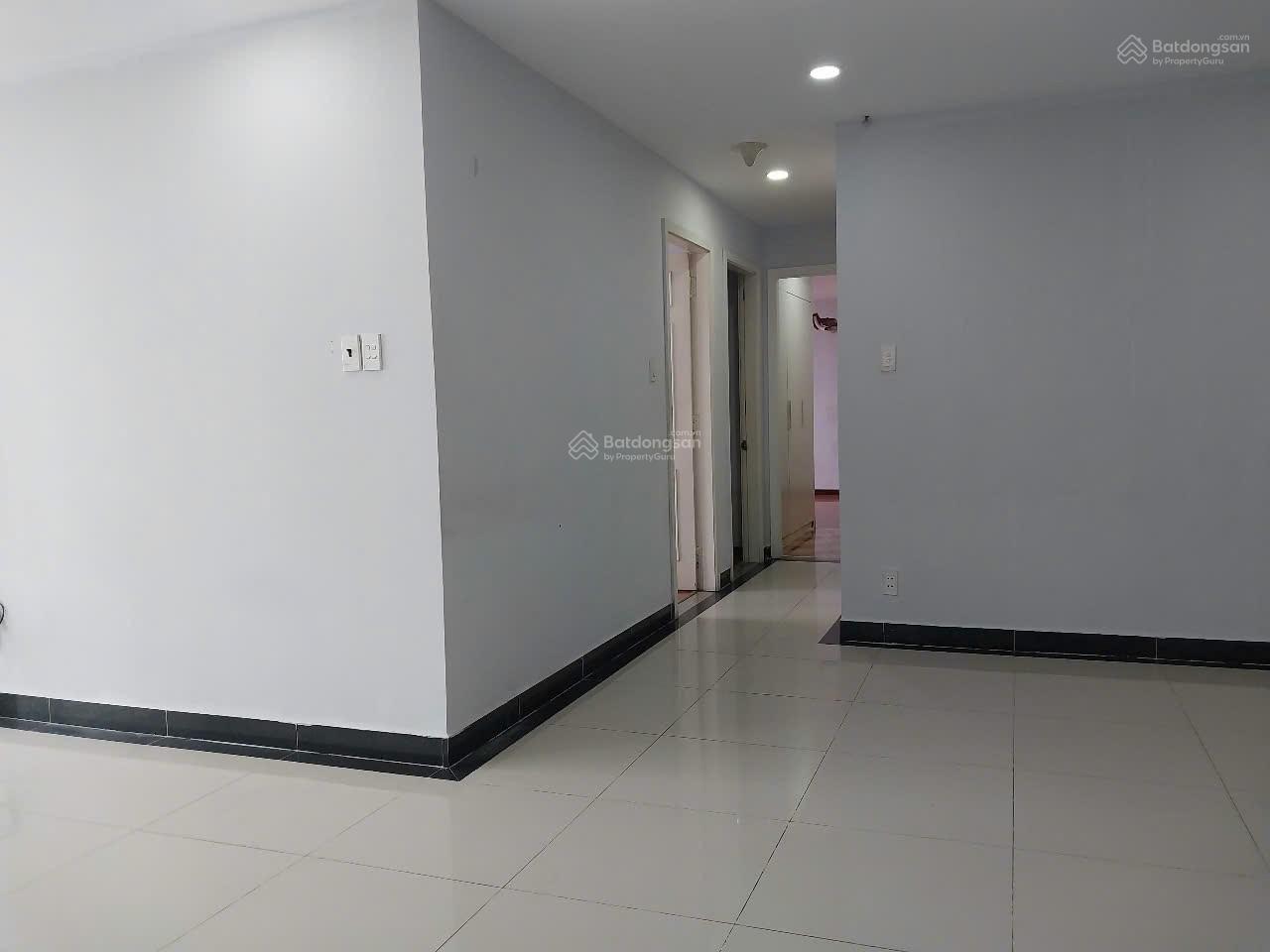 Cho thuê Căn hộ Sao Mai Quận 5 - 90m², Kinh doanh/Văn phòng/Ở