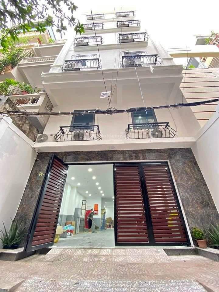 Cho thuê nhà phố Láng Hạ 40m2 x 5 tầng - Full nội thất, sẵn sàng ở ngay!