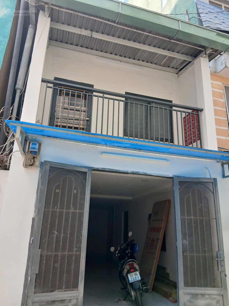 Nhà Nguyên Căn CMT8 Quận 10 - 36m² (Trệt 2 Lầu) Giá 15 Triệu - Hẻm Thông Thoáng