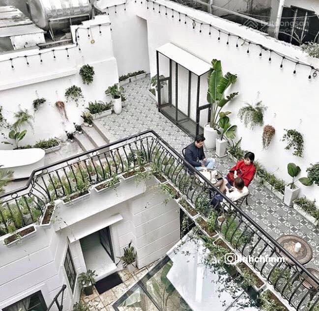 Nhà phố Hàng Buồm 1700m² - Vị trí đắc địa, mặt tiền kinh doanh