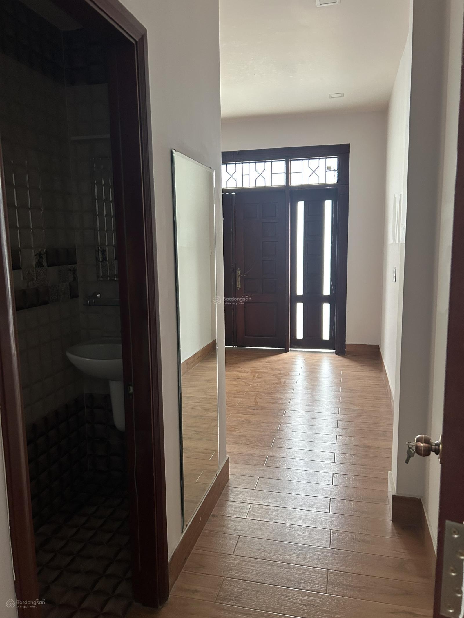 Nhà Cho Thuê Cư Xá Lữ Gia Q11 - 60m² - 28 Triệu/Tháng - Xe Hơi Vào Nhà