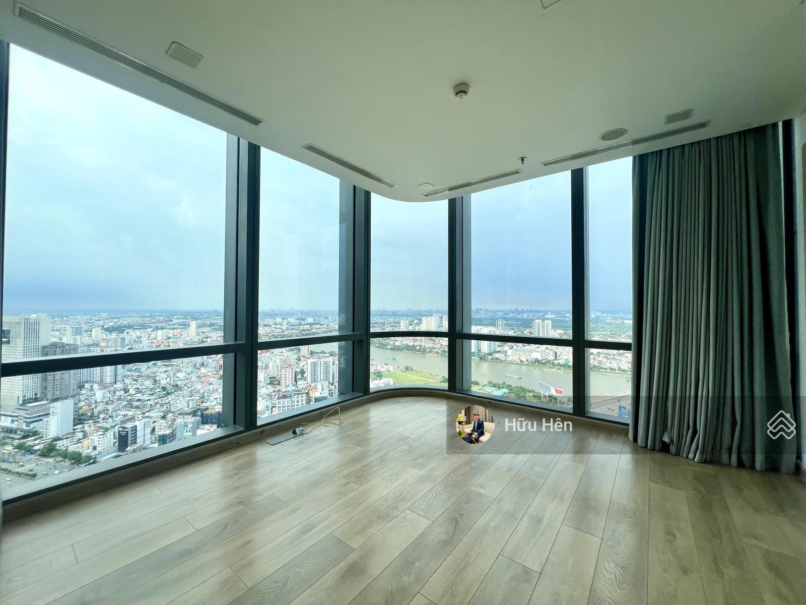 Cho Thuê Căn Hộ Vinhomes Central Park 172m² - 4PN, View Landmark 81