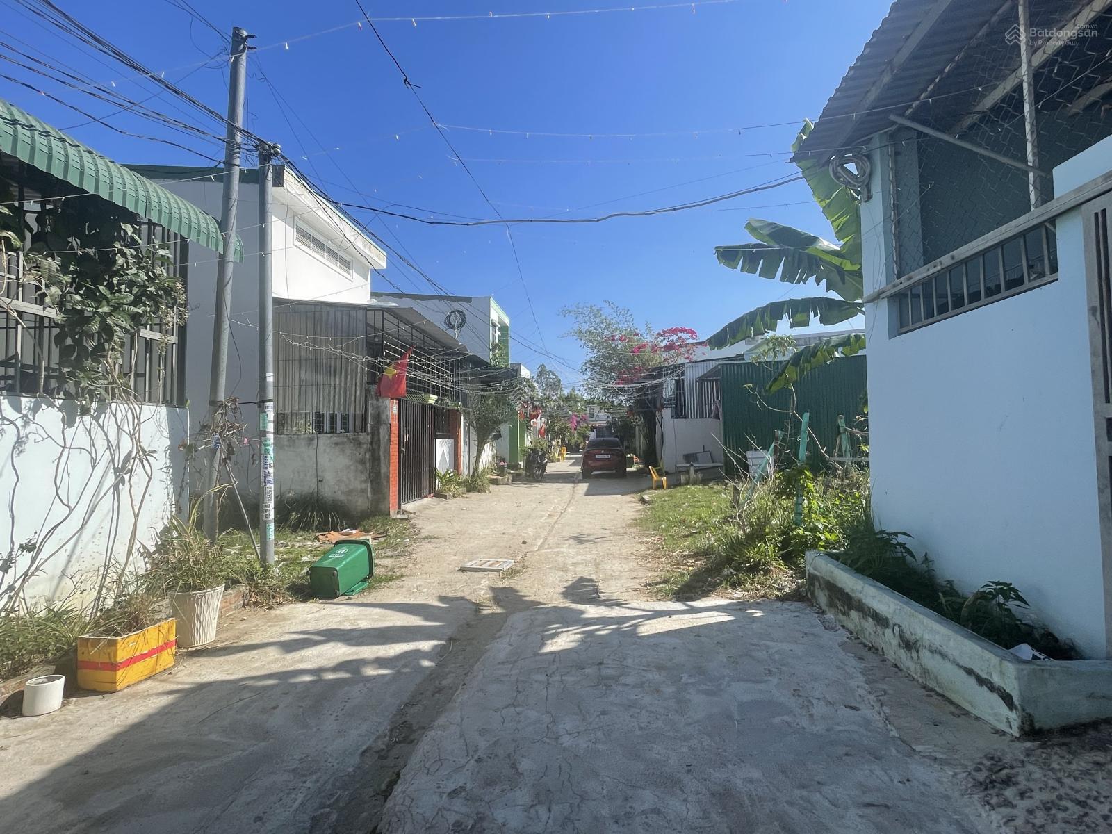 Nhà 60m² Full Nội Thất, Ô Tô Tận Cửa - KDC Hòn Nghê, Nha Trang