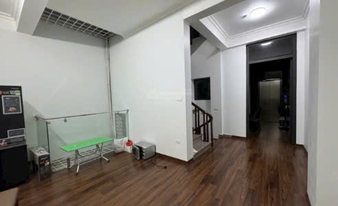 Nhà Hóc Môn 72m² (4x18m) 4 Tầng Mới Full Nội Thất - Giá 8 Tỷ TL