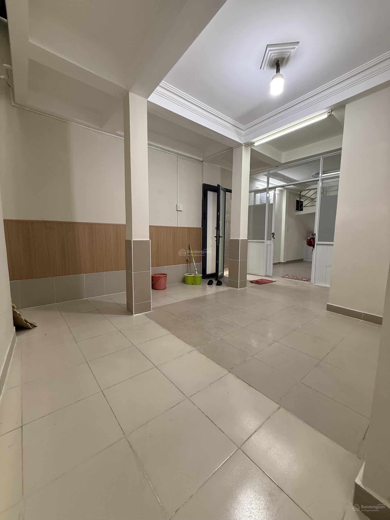 Bán nhà đường Hồng Lạc Tân Bình 72m² giá 4.75 tỷ - Giá tốt hiếm có!