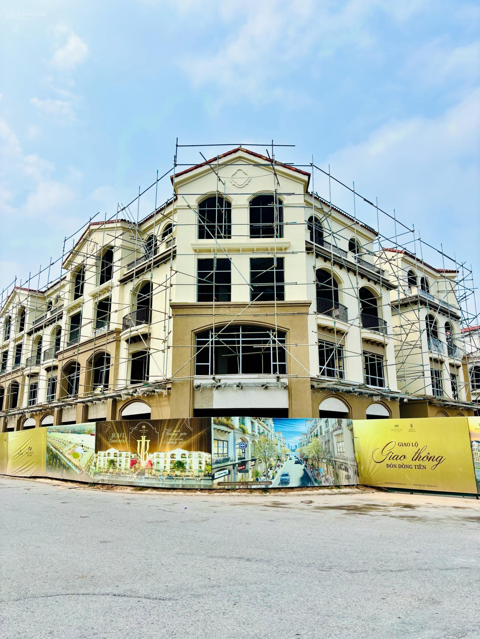 Shophouse góc 3 mặt tiền Đại lộ xuyên đảo - Vốn 6.1 tỷ, thuê 40 triệu/tháng