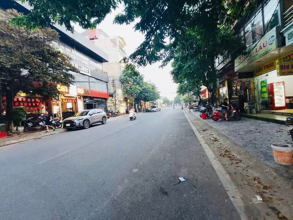 Bán Nhà Mặt Tiền Phố Soi Tiền, Lào Cai - 84m², 3 Tầng Kinh Doanh Đắc Lợi