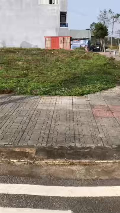 Đất Nền Sầm Sơn 187m² Hướng Đông Nam - Gần Trung Tâm Hành Chính Mới