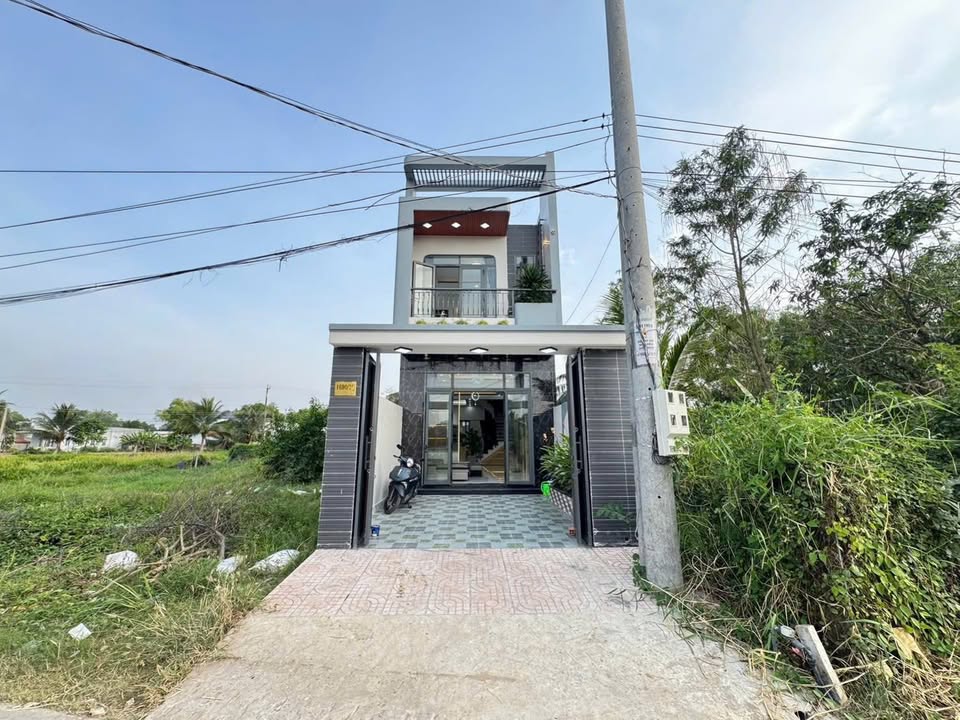 Nhà Mặt Tiền Cần Giuộc 112m² - Sổ Hồng Riêng, Gần Chợ Bình Chánh