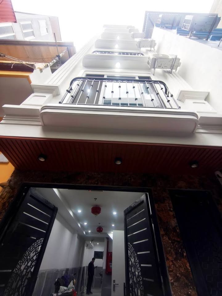 Nhà 50m² 8 Tầng Nguyễn Đức Cảnh - Giảm Sâu 600 Triệu, Ở Ngay