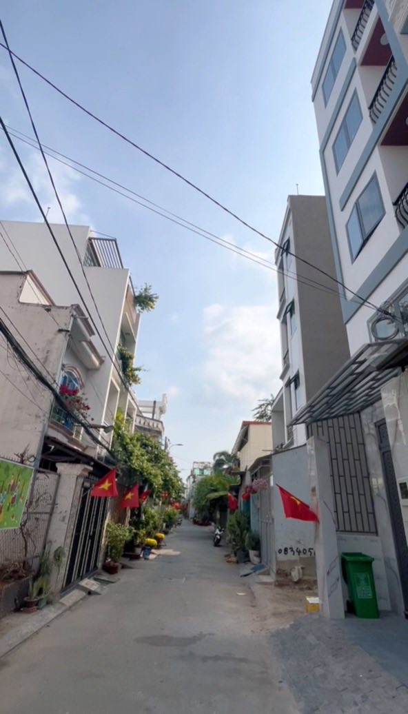 Nhà 4 Tầng Ngã Tư Bốn Xã, Tân Phú - 210m², 6 Tỷ, Oto Đỗ Cửa