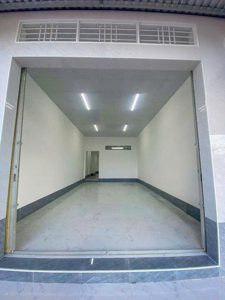 Nhà Mặt Tiền Lê Hồng Phong, Cà Mau - Kinh Doanh Đỉnh Cao 4.5x18m, 2.97 Tỷ