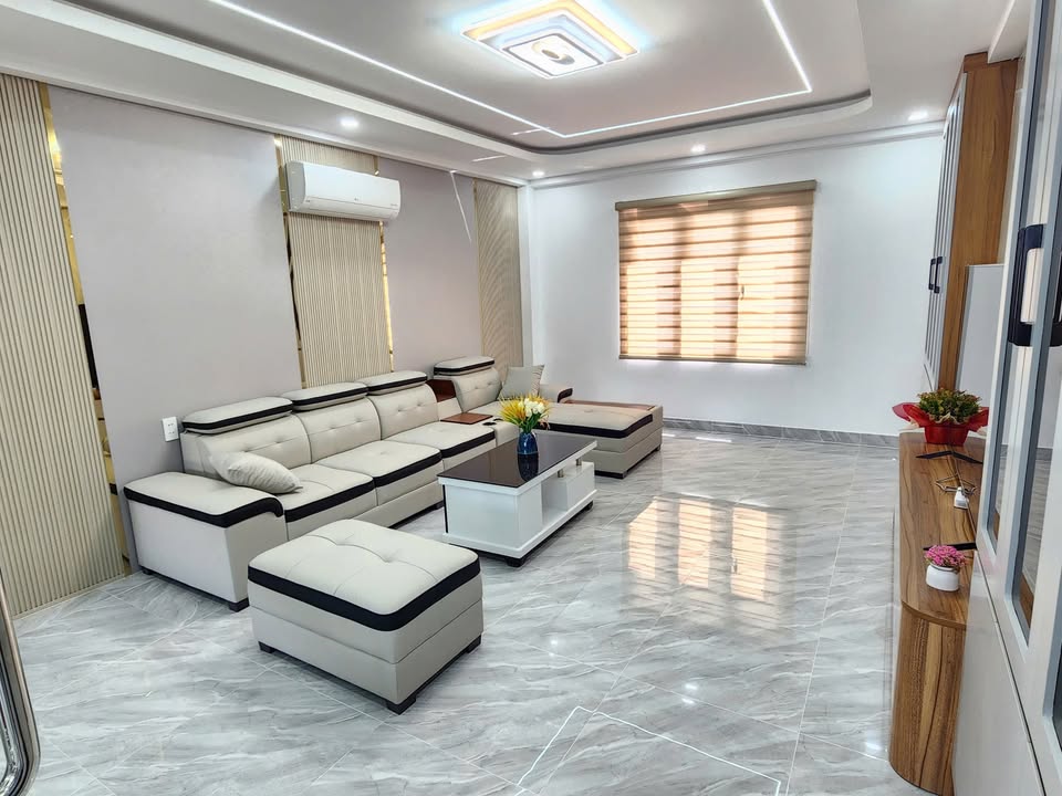 Nhà Nguyễn Thị Kiểu Q.12 88m² - Full nội thất, sổ hồng sẵn!