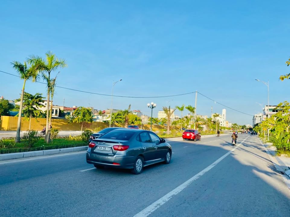 Mặt Tiền Kinh Doanh 67.5m² Lạc Long Quân, TP. Thanh Hóa - Sẵn Sàng Xây Dựng