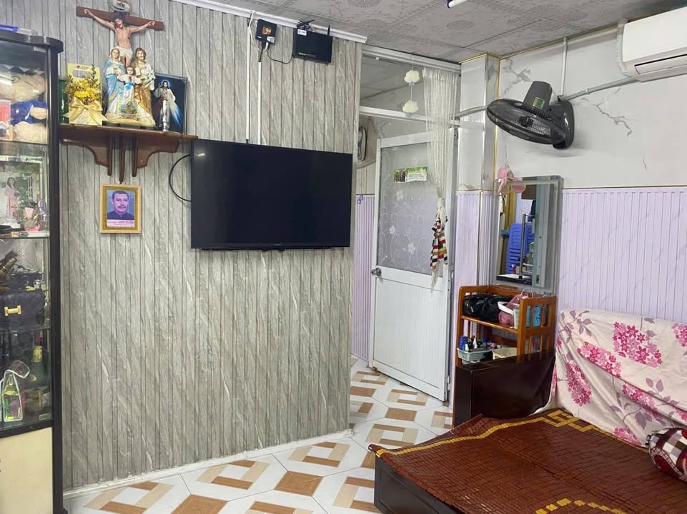 Bán nhà Bùi Minh Trực Quận 8 31m² giá 3.5 tỷ - Sổ hồng sẵn ở ngay