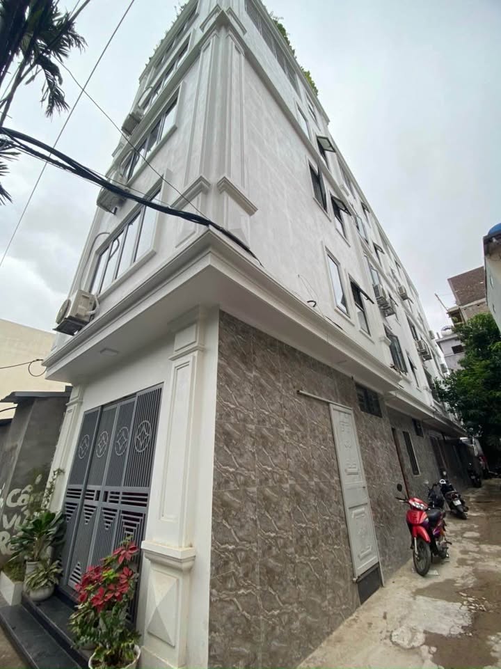 Nhà riêng ĐH Công Nghiệp 33m² nhỉnh 5 tỷ - Ô tô vào tận nhà!