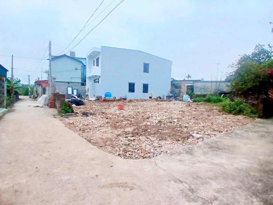 Đất nền Hoàng Diệu Thái Bình 330m² 2 tỷ - Đường ô tô