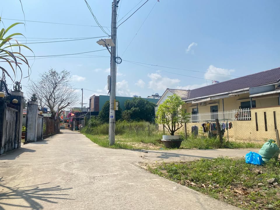 Bán đất Điện Nam Bắc 110m² giá 2 tỷ - Sổ đỏ chính chủ, đường ô tô