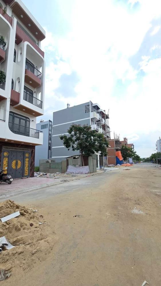 Nhà Phố 5 Tầng Full Nội Thất - Kinh Doanh Đỉnh Cao Quận Bình Tân - 7.8 Tỷ