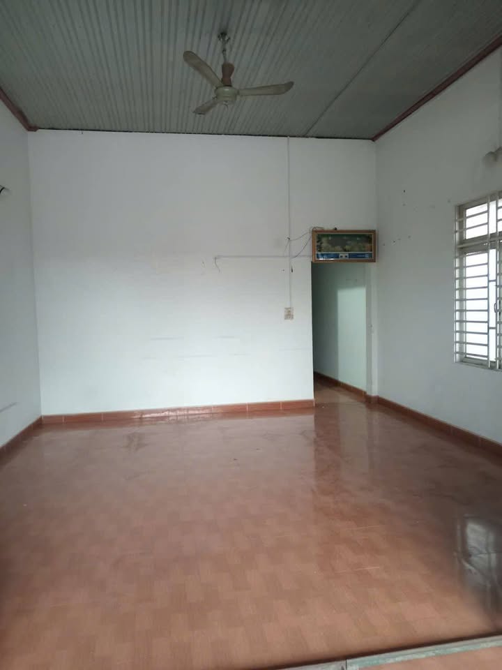 Bán nhà mặt tiền Tỉnh lộ 1 Ea Wer 595m² chỉ 800 triệu - Vị trí kinh doanh đắc địa!