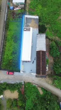 Nhà sân vườn Quảng Ngãi 317m² giá 2 tỷ - Ô tô vào tận nhà!