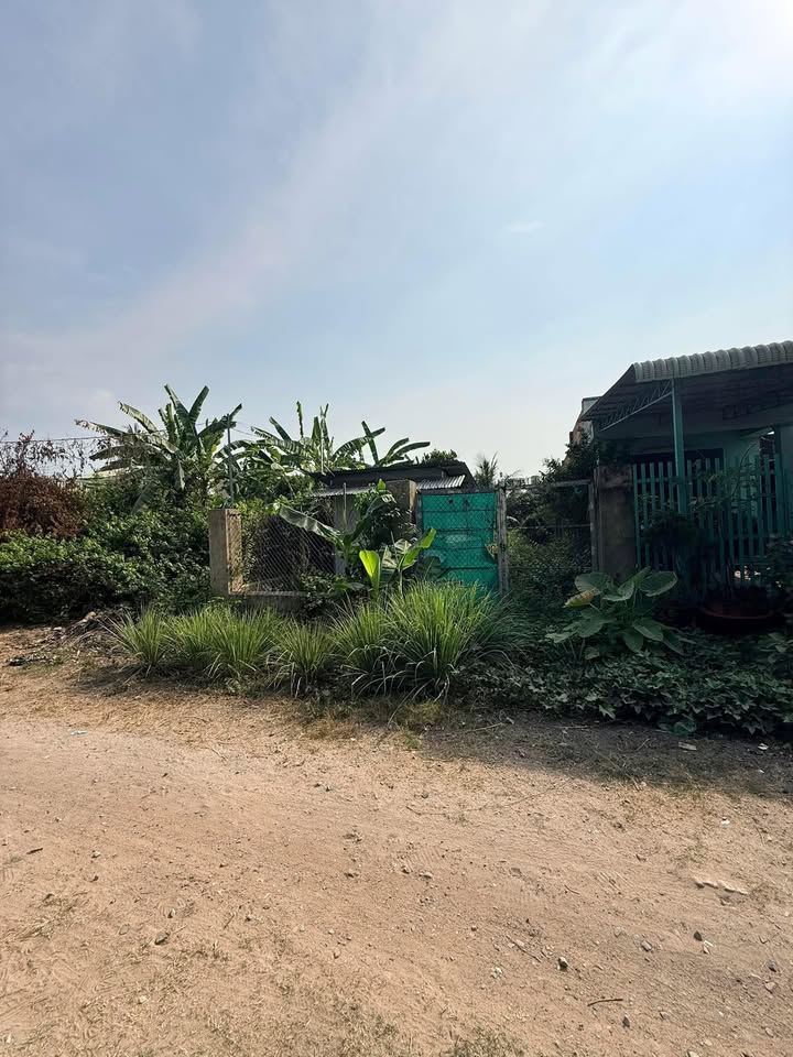 Đất nền Hẻm 40 Nguyễn Văn Linh 203m² - Tiềm năng tăng giá!