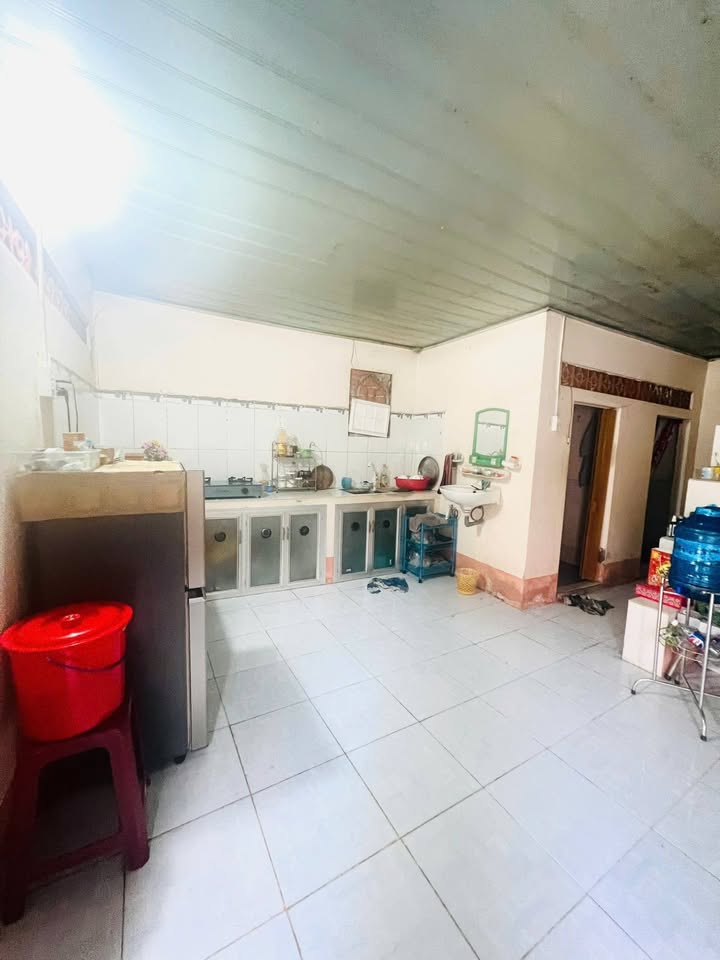 Nhà 108m² Phường Ninh Thạnh, Tây Ninh - Kinh doanh tốt, 990 triệu